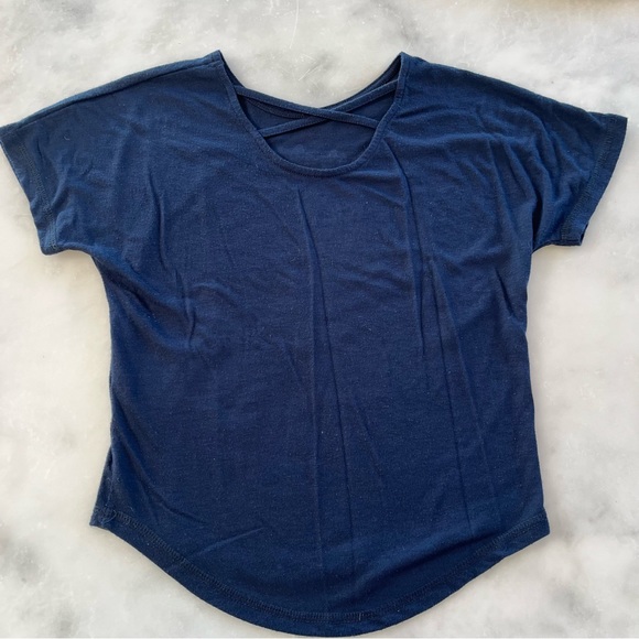 Philadelphia Union Top. Girls. Blue and gold. Youth Small. - Picture 3 of 7